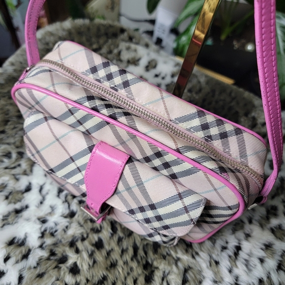 ✅️Firm!✅️ Authentic Burberry Pink Checkered Crossbody Bag - Picture 4 of 13